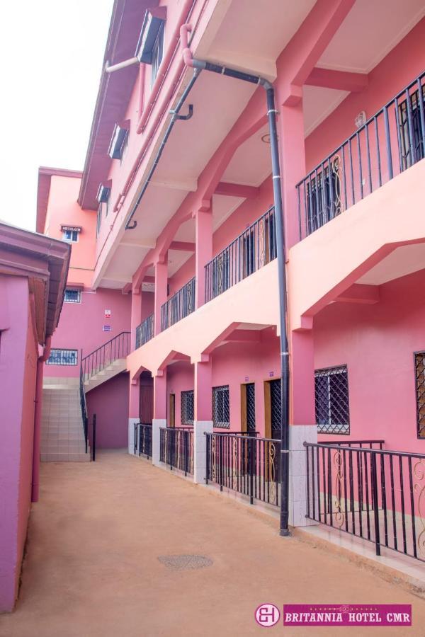 Britannia Hotel Cmr Yaoundé Dış mekan fotoğraf