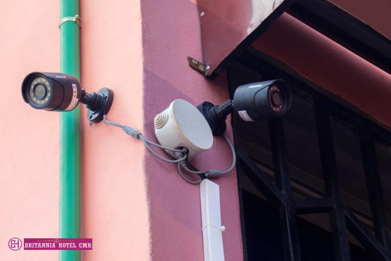 Britannia Hotel Cmr Yaoundé Dış mekan fotoğraf