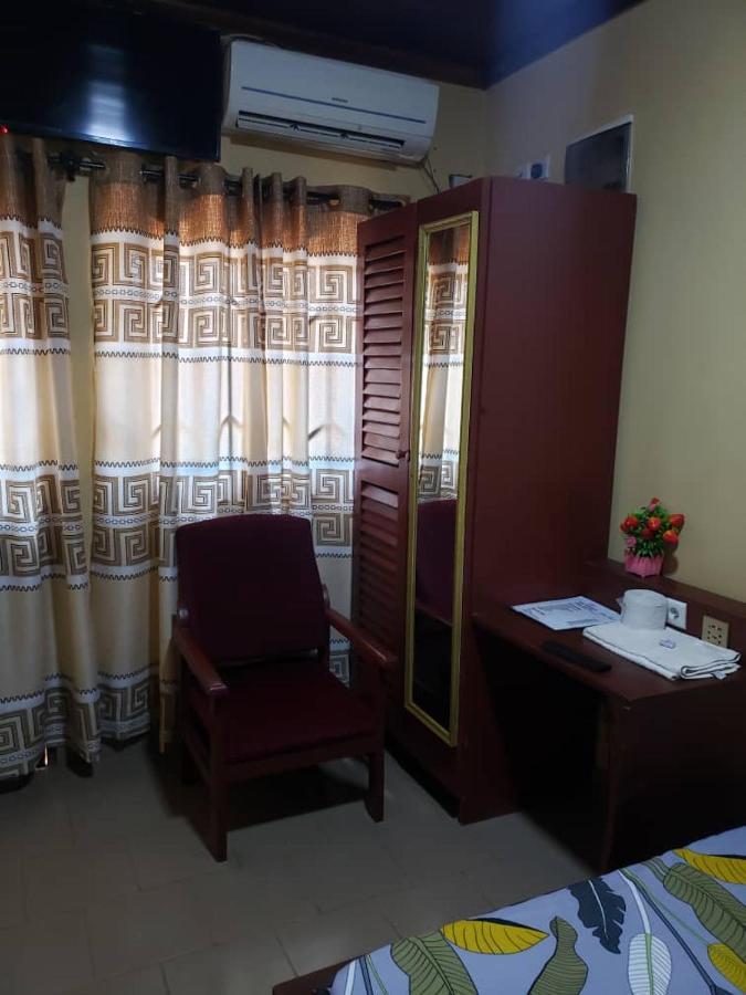 Britannia Hotel Cmr Yaoundé Dış mekan fotoğraf