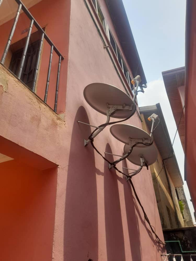 Britannia Hotel Cmr Yaoundé Dış mekan fotoğraf